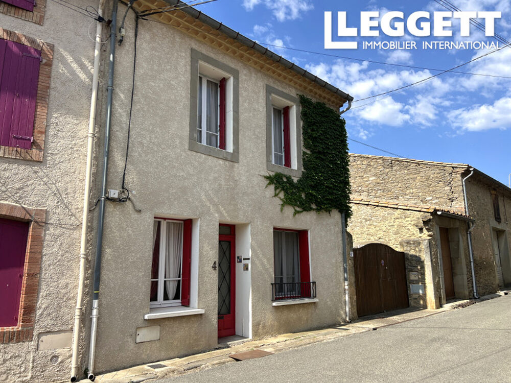 Belle maison de village entièrement rénovée, comprenant 9 pièces, un jardin privé, une grande grange.