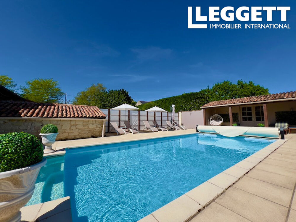  vendre  Proprit/chteau Saint-Macaire-du-Bois (49260)