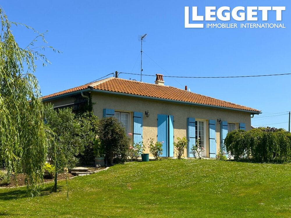 Vente Maison Maison impeccablement entretenue de 3 chambres avec piscine et vue panoramique sur les vignobles de Bergerac Bergerac