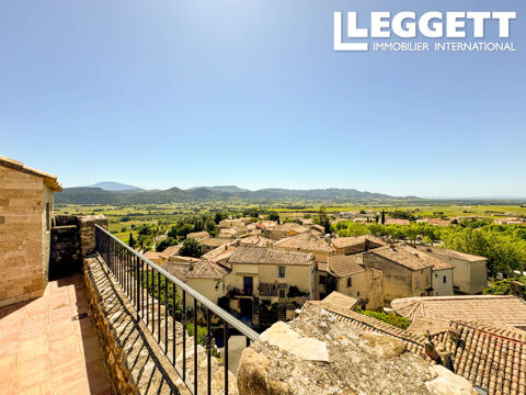   RASTEAU, PROVENCE - �l�gante maison de village du XVIII? avec jardin et vue � couper le souffle<br /><br /> Maison - 4 pi�ce(s) - 140 m�