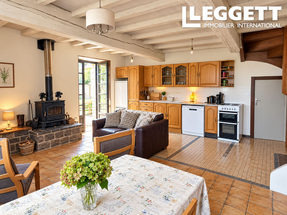 Vente Maison Jolie maison en pierre de 2 chambres avec jardin ensoleillé, terrasse et atelier/garage. Vautorte