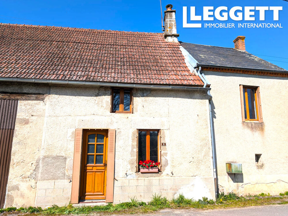 Vente Maison Adorable petite maison avec une grande grange attenante, située dans un joli village prés de Chenerailles Saint-julien-le-chÂtel
