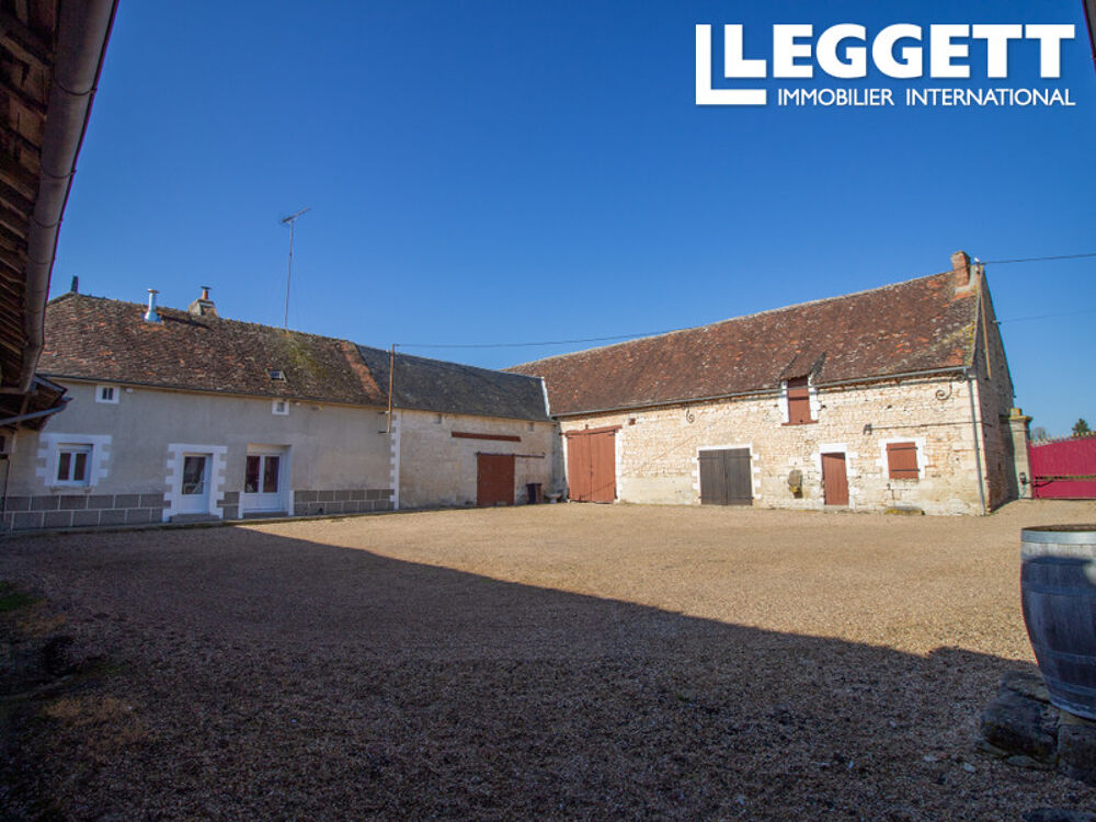 Vente Maison Corps de ferme de trois chambres avec de nombreuses dépendances à Marigny Marmande Marigny-marmande