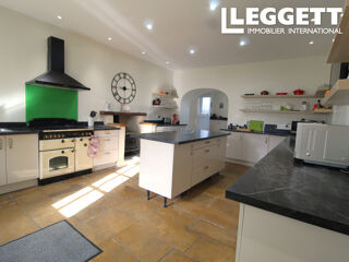  Maison � vendre 12 pi�ces 299 m�
