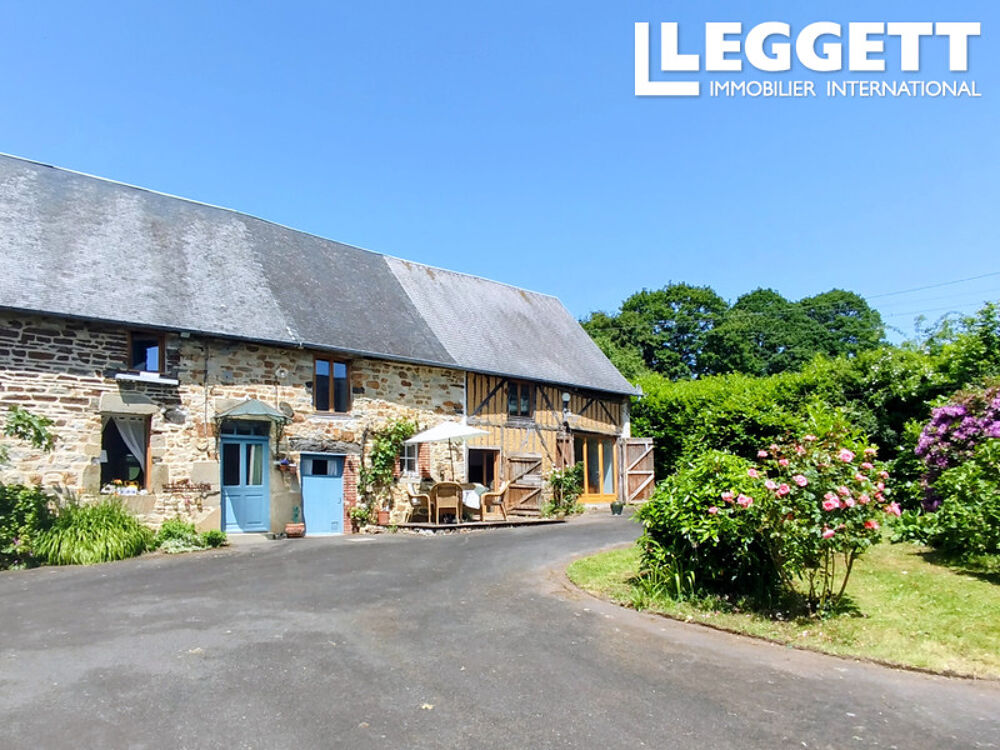 Vente Maison Vue panoramique sur la vallée ? Authentique maison de caractère avec dépendances et terrain de 1,12 ha<br /> Barenton