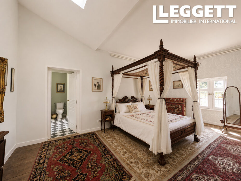 à vendre  Propriété/château Exireuil (79400)
