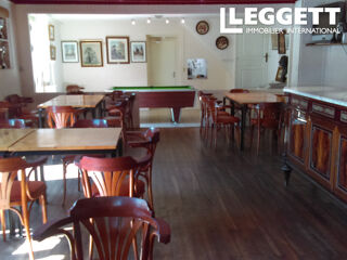  Maison  vendre 8 pices 220 m