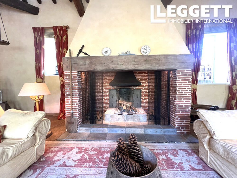 Vente Maison Maison de charme avec 6 ch., piscine, balcon, belle vue dégagée et potentiel gîte ou chambres d?hôtes Montespan