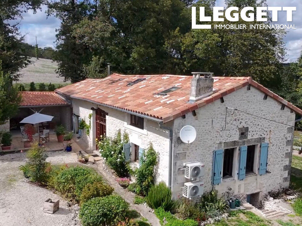 Maison en pierre près de Verteillac, Dordogne, 3 chambres, 4 640 m² de terrain et vues imprenables