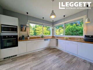  Maison à vendre 10 pièces 298 m²