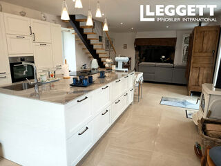  Maison � vendre 15 + pi�ces 218 m�