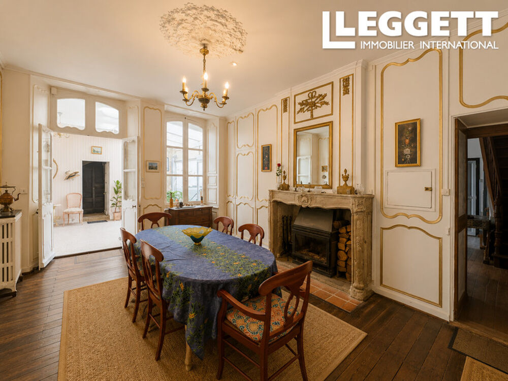 Vente Maison Maison de Maître historique avec annexe, jardin, piscine et garage au c?ur de Saint-Maixent-l'École Saint-maixent-l'École