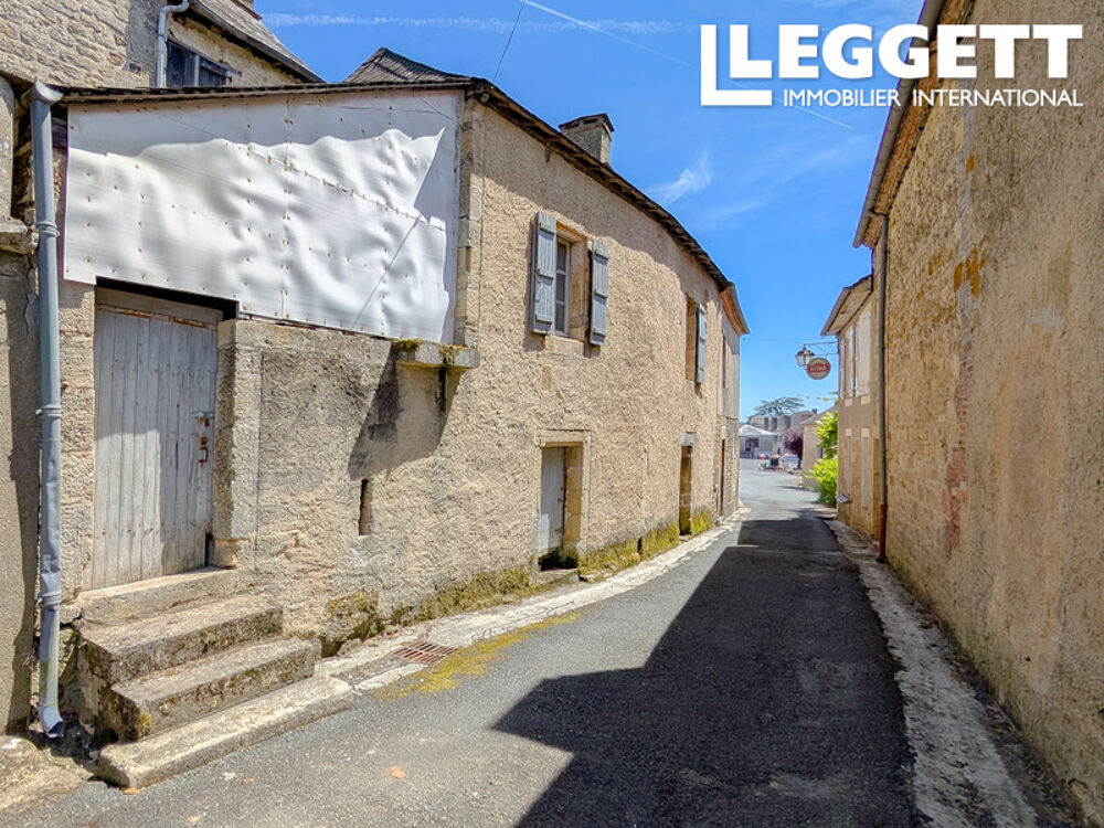Vente Maison Maisonnette du 15ème/16ème siècle à restaurer entièrement dans un village historique à proximité d'un château. Badefols-d'ans