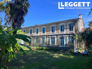  Maison � vendre 8 pi�ces 313 m�