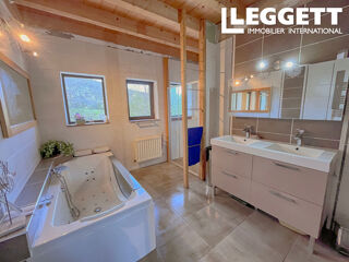  Maison à vendre 10 pièces 195 m²