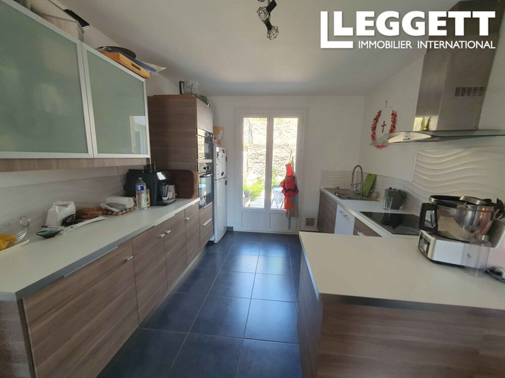 Vente Maison Maison de caractère entièrement rénovée avec vue panoramique, piscine et potentiel locatif. Tresques