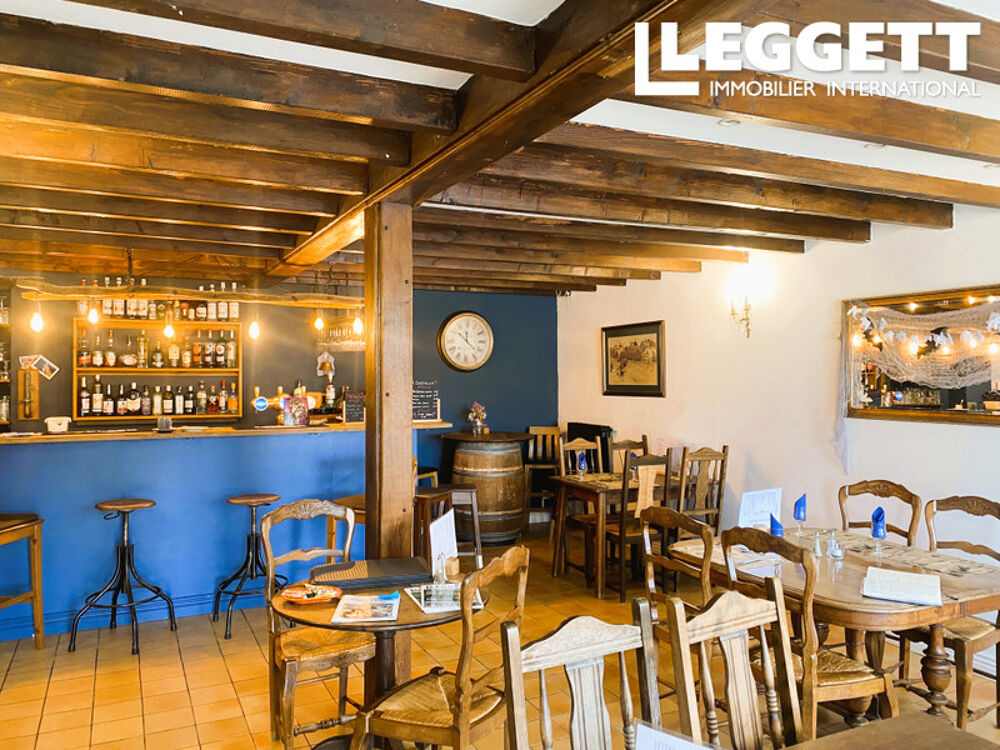   Magnifique restaurant et grand appartement dans un joli village de l'Allier 