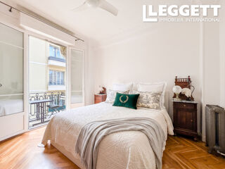 Vente Appartement Coup de C?ur aux Nice Musiciens - 3P d'angle Rue Rossini avec Ascenseur, Cave et 4 Balcons Nice