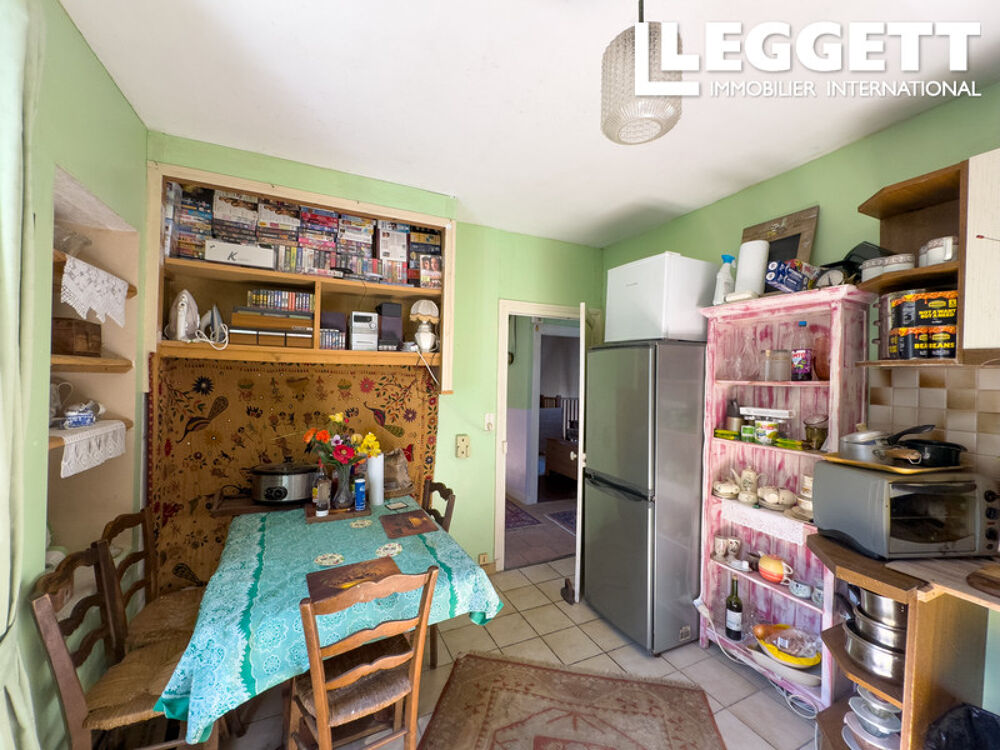 Vente Maison Maison de 4 pièces et 90 m² avec petit jardin, dans le bourg de Dournazac Dournazac