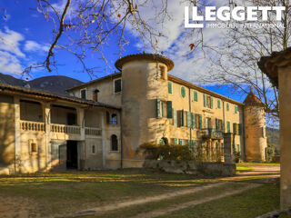  Propri�t�/ch�teau � vendre 15 + pi�ces 725 m�