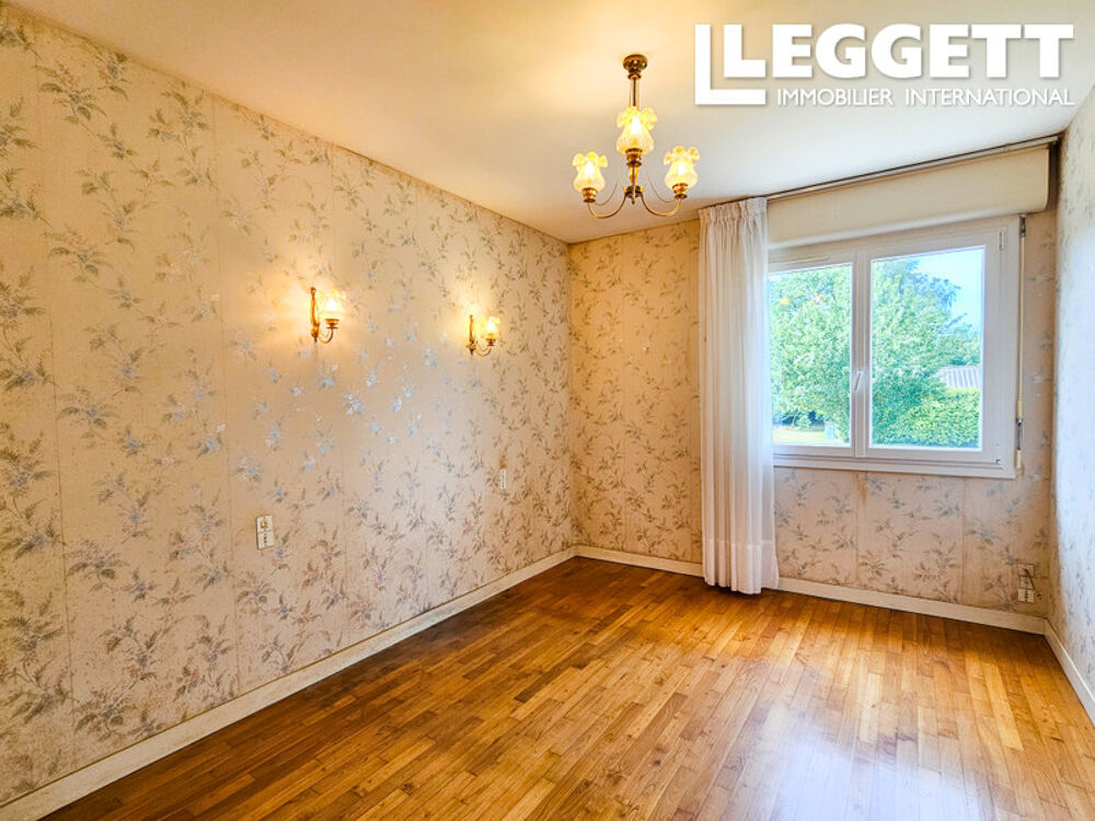Vente Maison Maison de trois chambres avec terrain constructible dans le centre du village, près de Pontivy. Saint-gÉrand-croixanvec