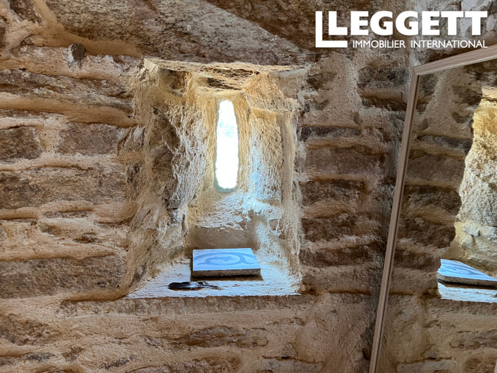 Charmante maison bretonne en pierre à LAMBEL, au coeur e la forêt de Camors