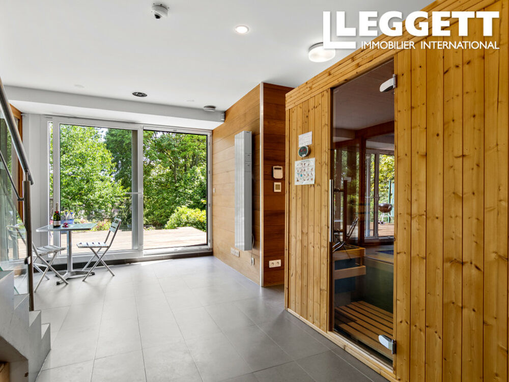 Vente Maison CHATOU ? Propriété d?architecte d?exception avec piscine intérieure, jardin et vues panoramiques sur Paris Chatou
