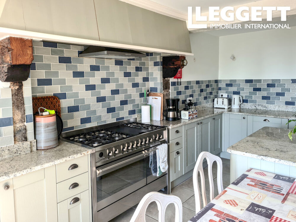 Propriété de caractère avec gîte, jardin, jacuzzi et excellent potentiel locatif