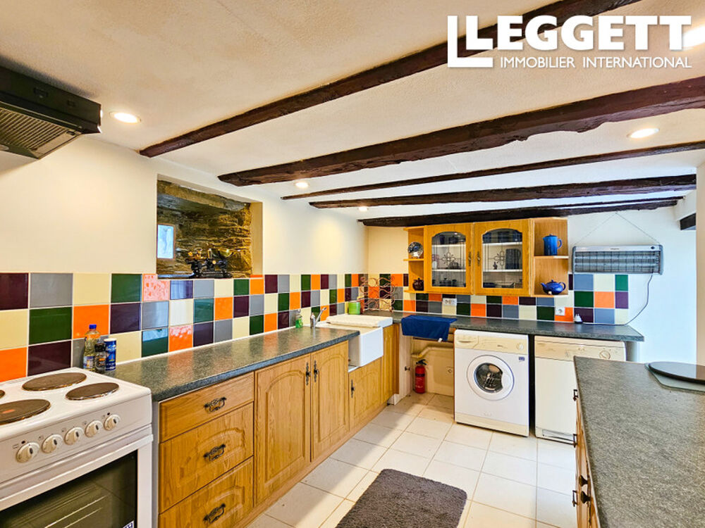 Vente Maison Longère en pierre de trois chambres, avec jardin, dans un hameau calme à proximité du Lac de Guerlédan. Caurel