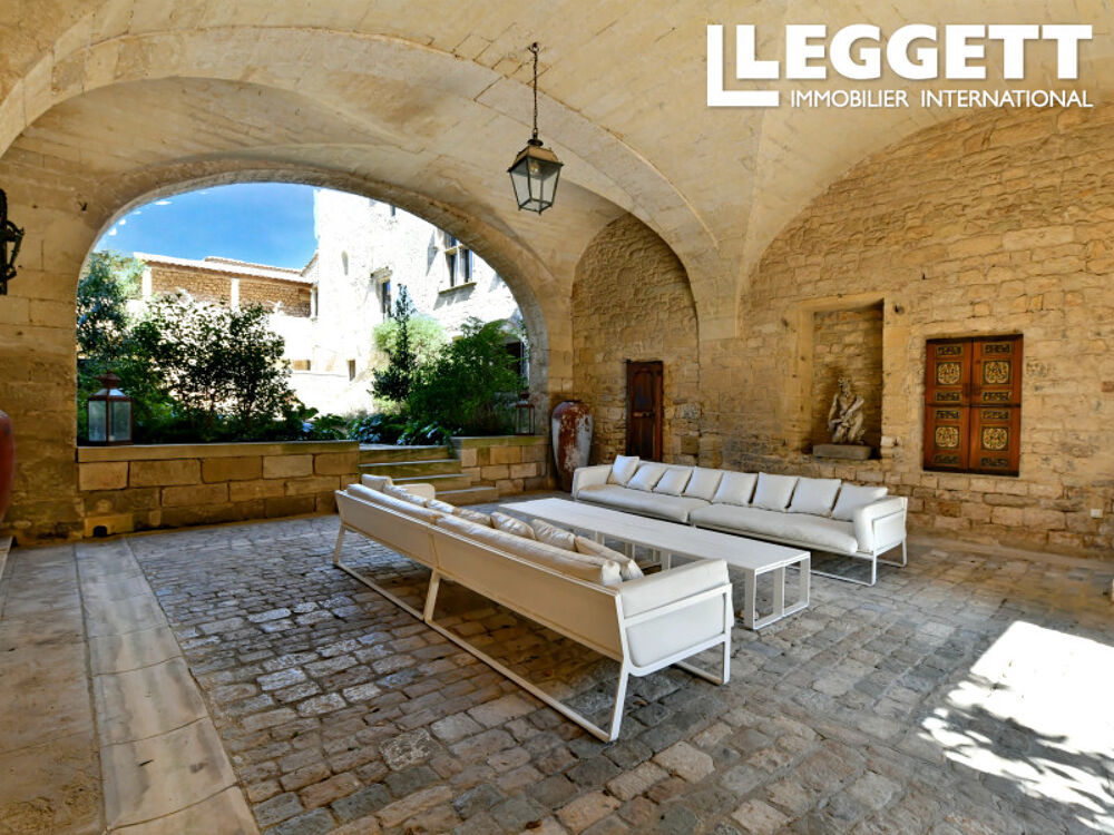 Vente Propriété/Château Exceptionnel château restauré, prestations haut de gamme à 4 km d'Uzès ? Vente aux enchères fin juillet! Saint-maximin