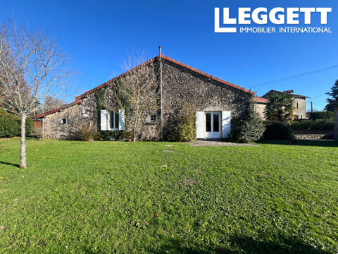   Superbe maison rnove de 4 chambres dans un hameau paisible,  proximit du village trs pris de St Estphe Maison - 8 pice(s) - 116 m