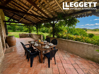 Vente Maison Magnifique maison de ferme en pierre de 4 chambres avec terrasse, piscine chauffée et vue sur la campagne. Miramont-de-guyenne