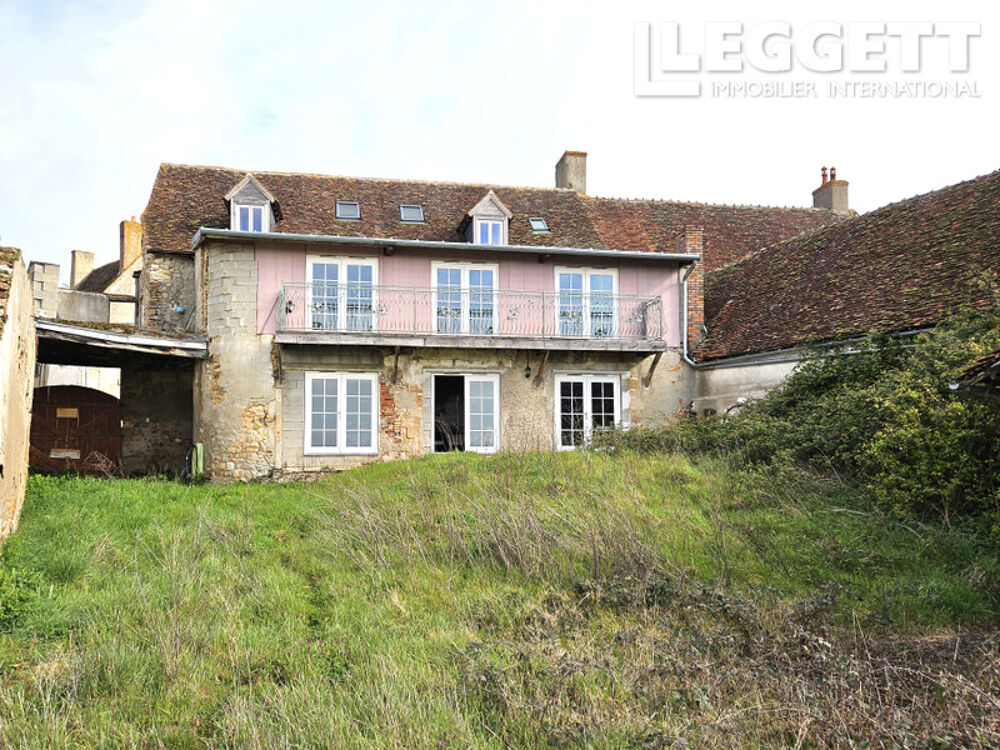 Maison 8 pièces 305 m² · à Couleuvre · 305 m² · 147 150 €