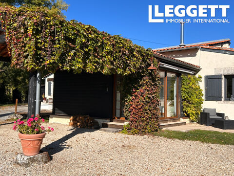   Charmante maison 3 chambres avec piscine, superbes ext�rieurs et confort moderne ? Montignac-le-Coq Maison - 4 pi�ce(s) - 106 m�