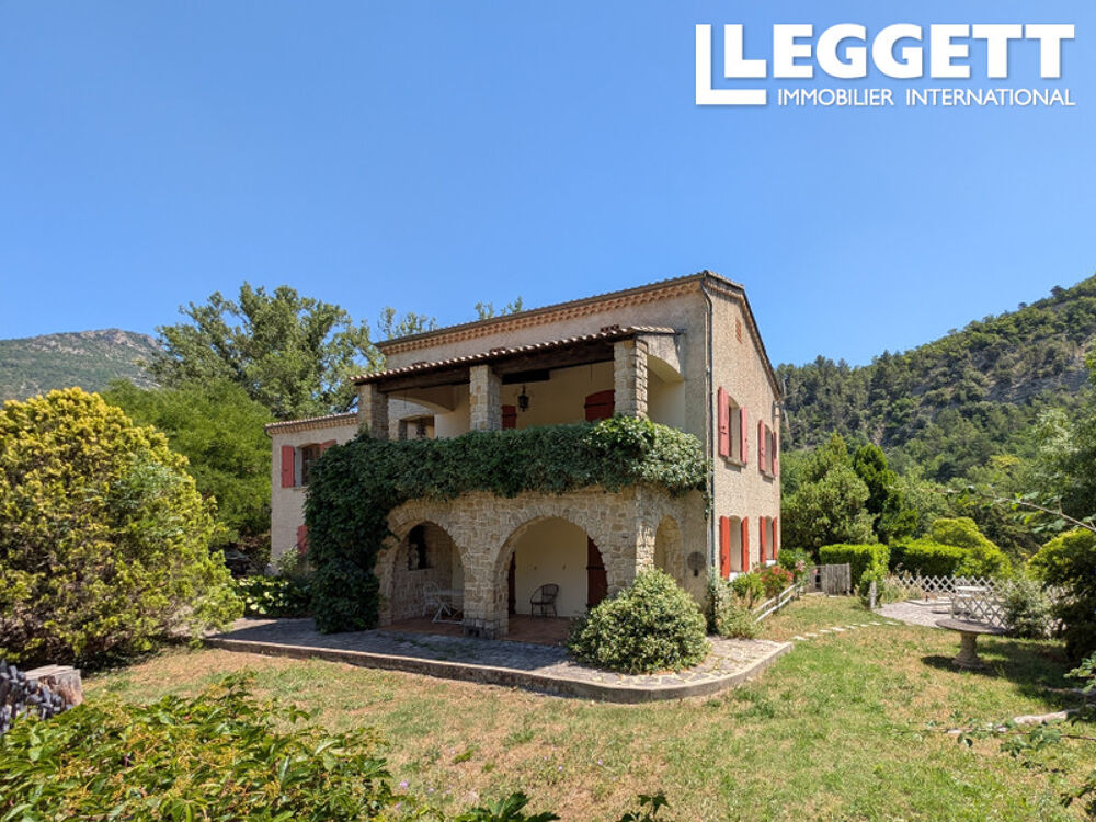 Maison 9 pièces 235 m² · à Saint-Ferréol-Trente-Pas · 235 m² · 298 000 €