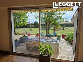  Maison à vendre 8 pièces 243 m²