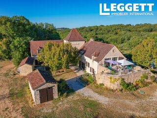 Maison 12 pièces 360 m² · à Gourdon · 360 m² · 879 000 €