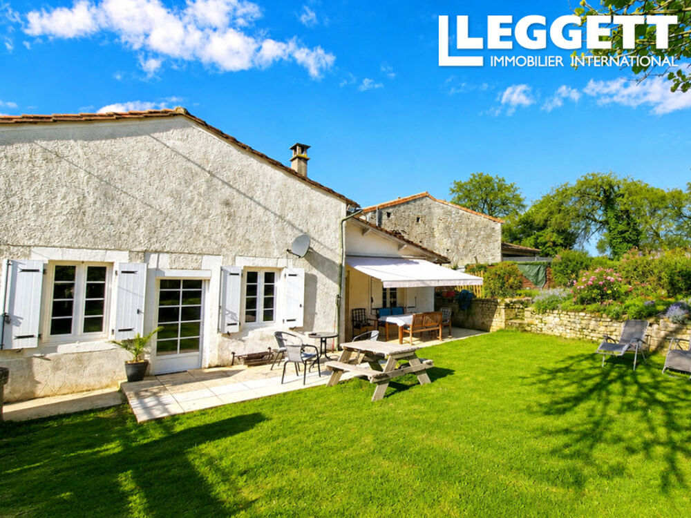 Vente Maison Jolie maison de caractère avec 4 chambres et terrain clos. LuxÉ