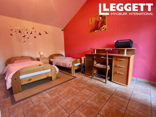  Maison � vendre 6 pi�ces 201 m�