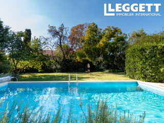  Maison  vendre 8 pices 240 m