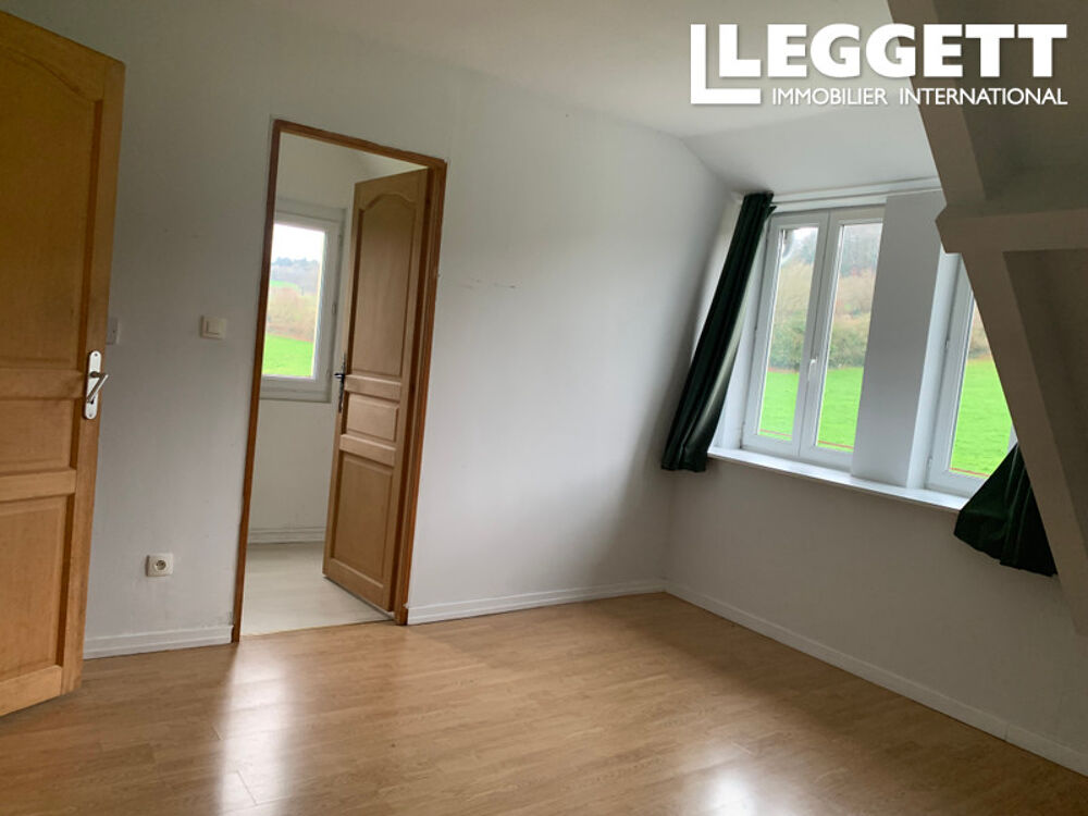 Vente Maison Spacieuse et superbe maison avec terrasse et garage, offrant une vue imprenable sur la belle campagne normandy Sourdeval