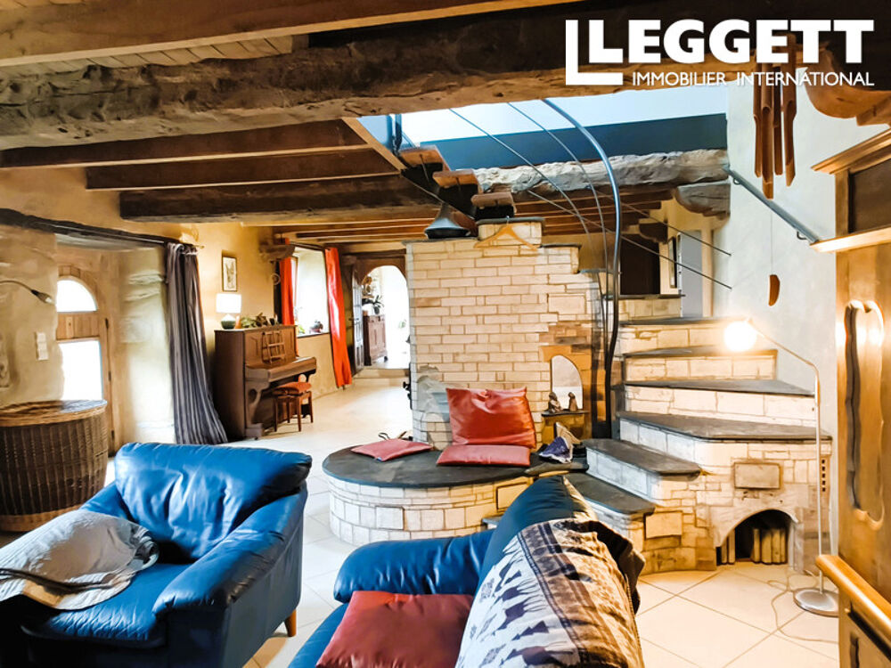 Vente Maison LAC de GUERLEDAN Splendide Longère rénovée 4 chambres sur 1,5ha de terrain Saint-aignan