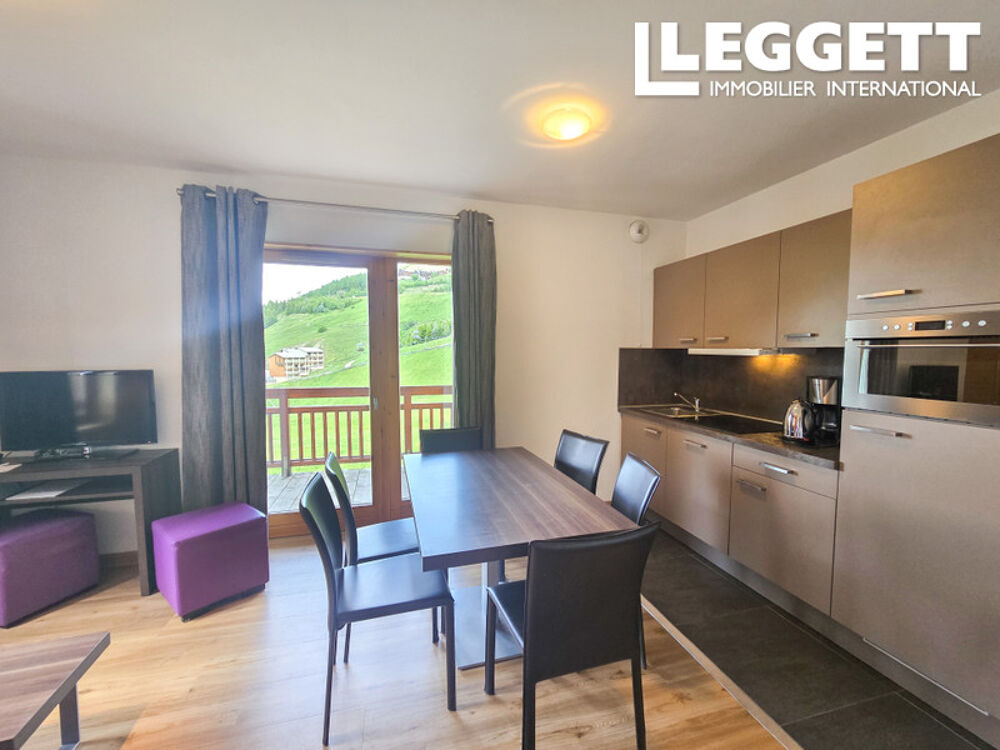 Appartement avec bail commercial de type T3 à vendre dans une résidence 4 étoiles dans les 3 Vallées
