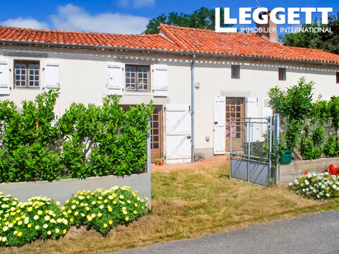   Une charmante maison indpendante de trois chambres avec jardin attenant. Maison - 8 pice(s) - 163 m