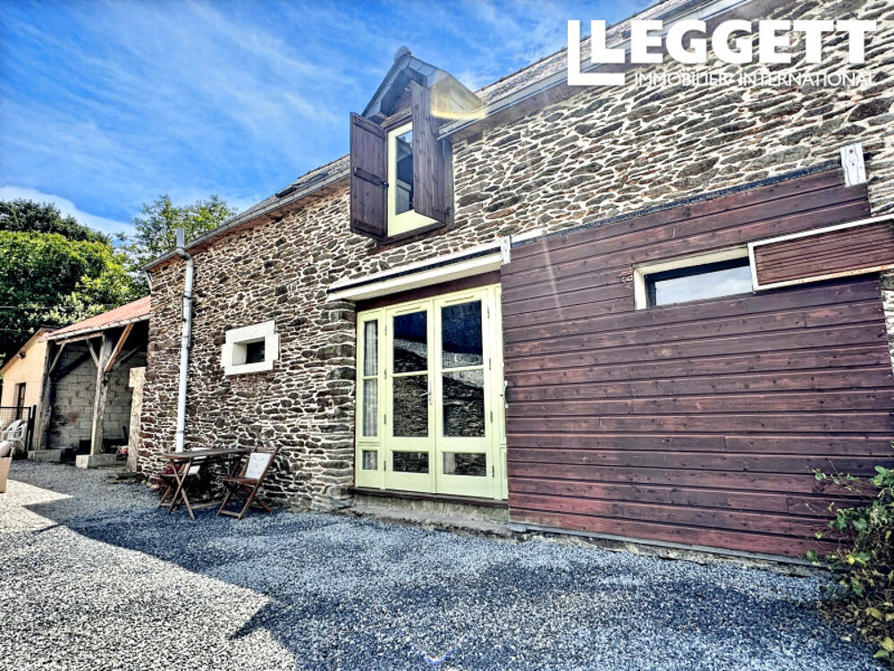 Maison de vacances idéalement située à proximité de Josselin, de Guégon et du canal de Nantes à Brest.