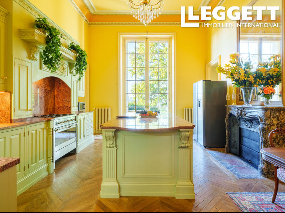 Vente Propriété/Château Château historique exceptionnel et bâtiments de domaine,<br /> Nexon