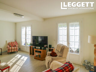 Vente Maison Belle maison familiale 4/5 chambres proche à commodités de centre ville Montmorillon