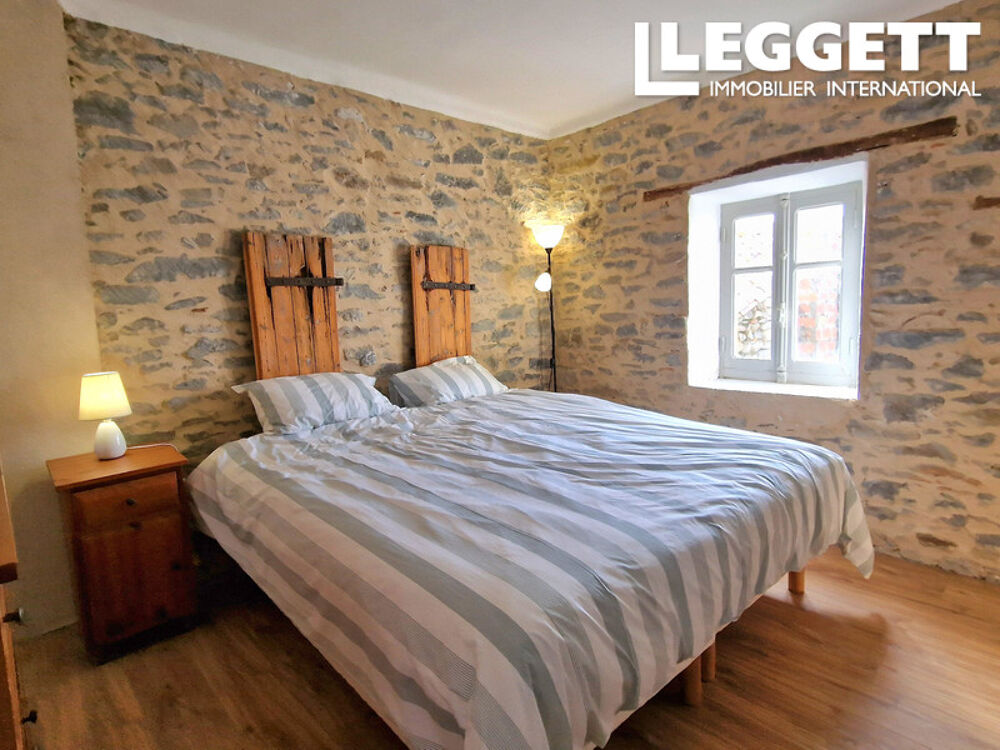 Maison de village entièrement rénovée avec deux chambres,