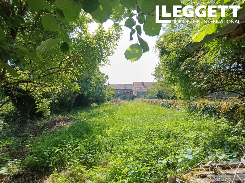 Vente Maison Charmante maison en pierre de 2 chambres avec grand jardin (742 m2) situé dans un joli village calme Auzances