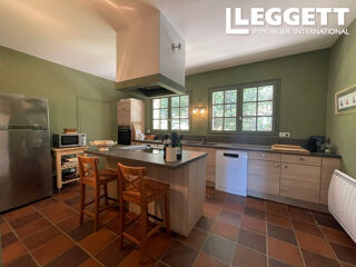 Vente Maison Périgord Vert : Belle maison charmante (5 chambres)  avec piscine et magnifiques vues,  jardin mature. Saint-raphaËl